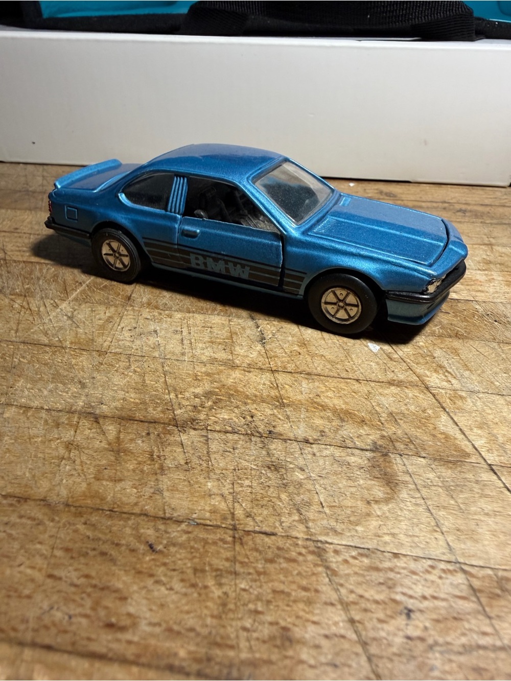 1/41 Scale BMW 635 CSi E24 Diecast Car